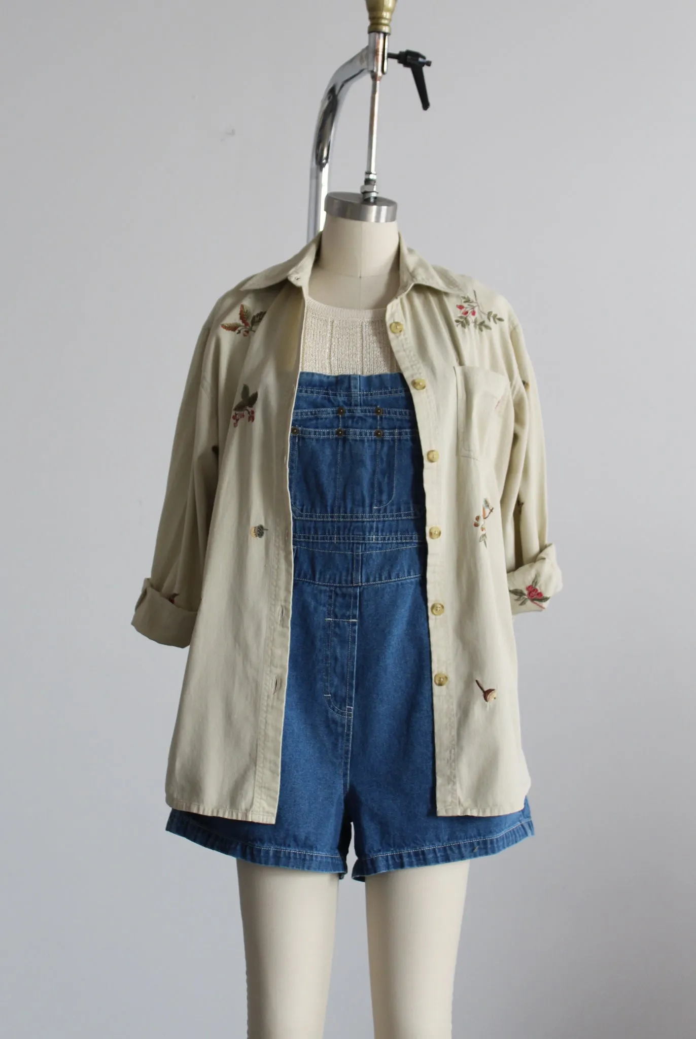 trail guide button up