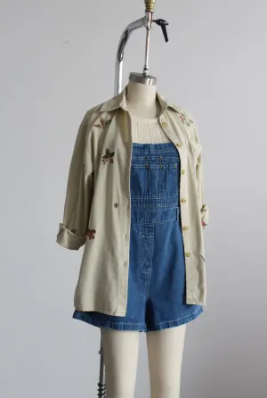 trail guide button up